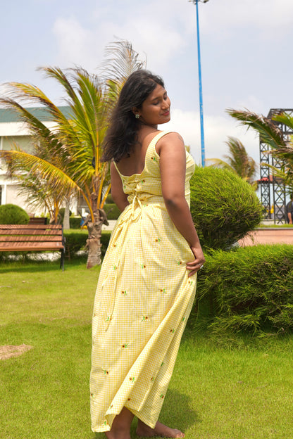 Buttercup Hourglass Dress