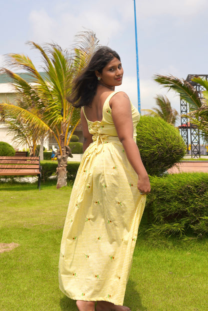 Buttercup Hourglass Dress
