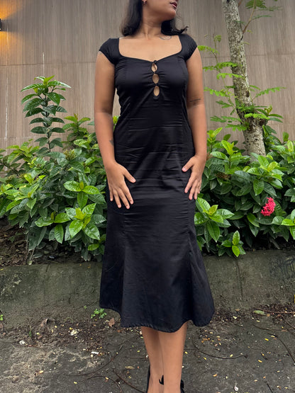 Morticia bell dress
