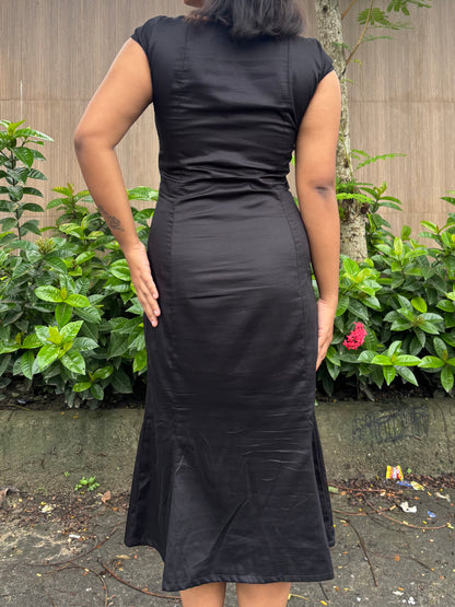 Morticia bell dress
