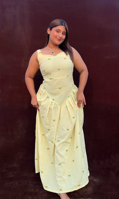 Buttercup Hourglass Dress