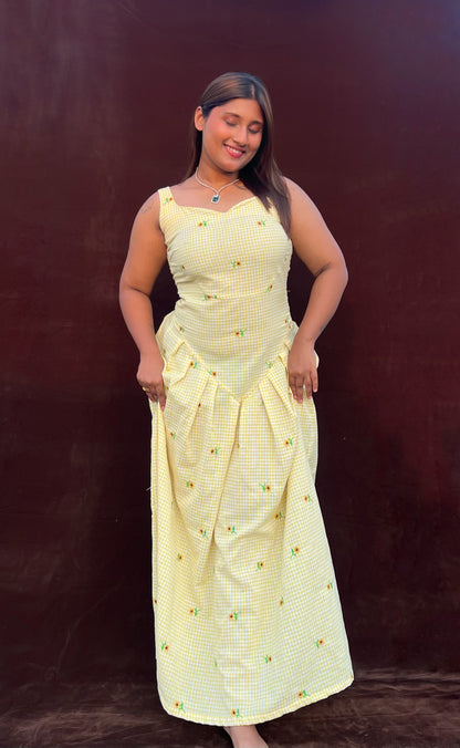 Buttercup Hourglass Dress