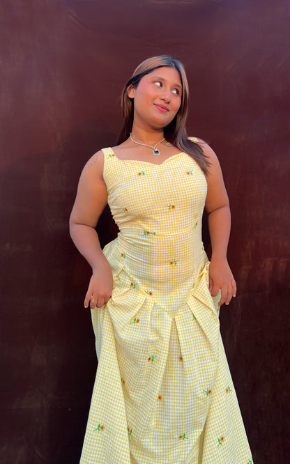 Buttercup Hourglass Dress