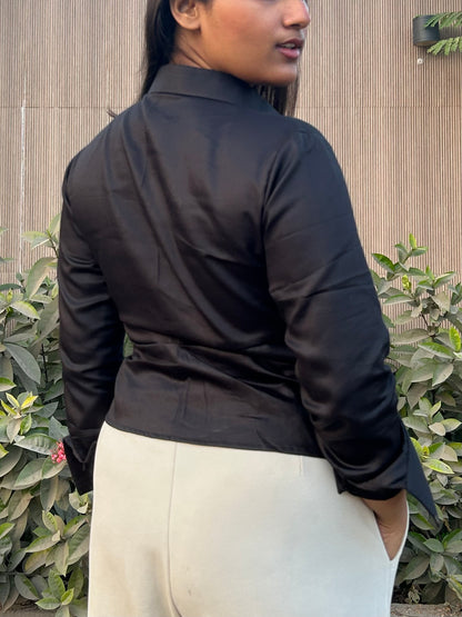 Hae-rin Blazer Shirt In Black