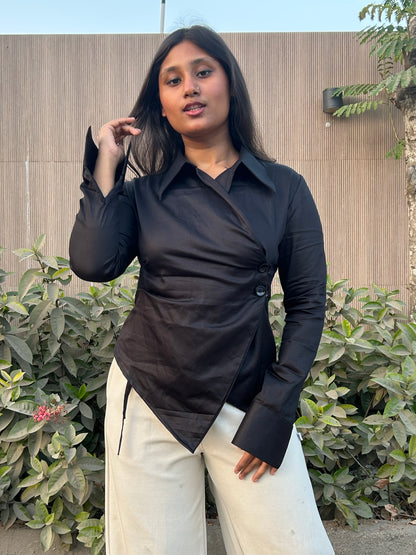 Hae-rin Blazer Shirt In Black