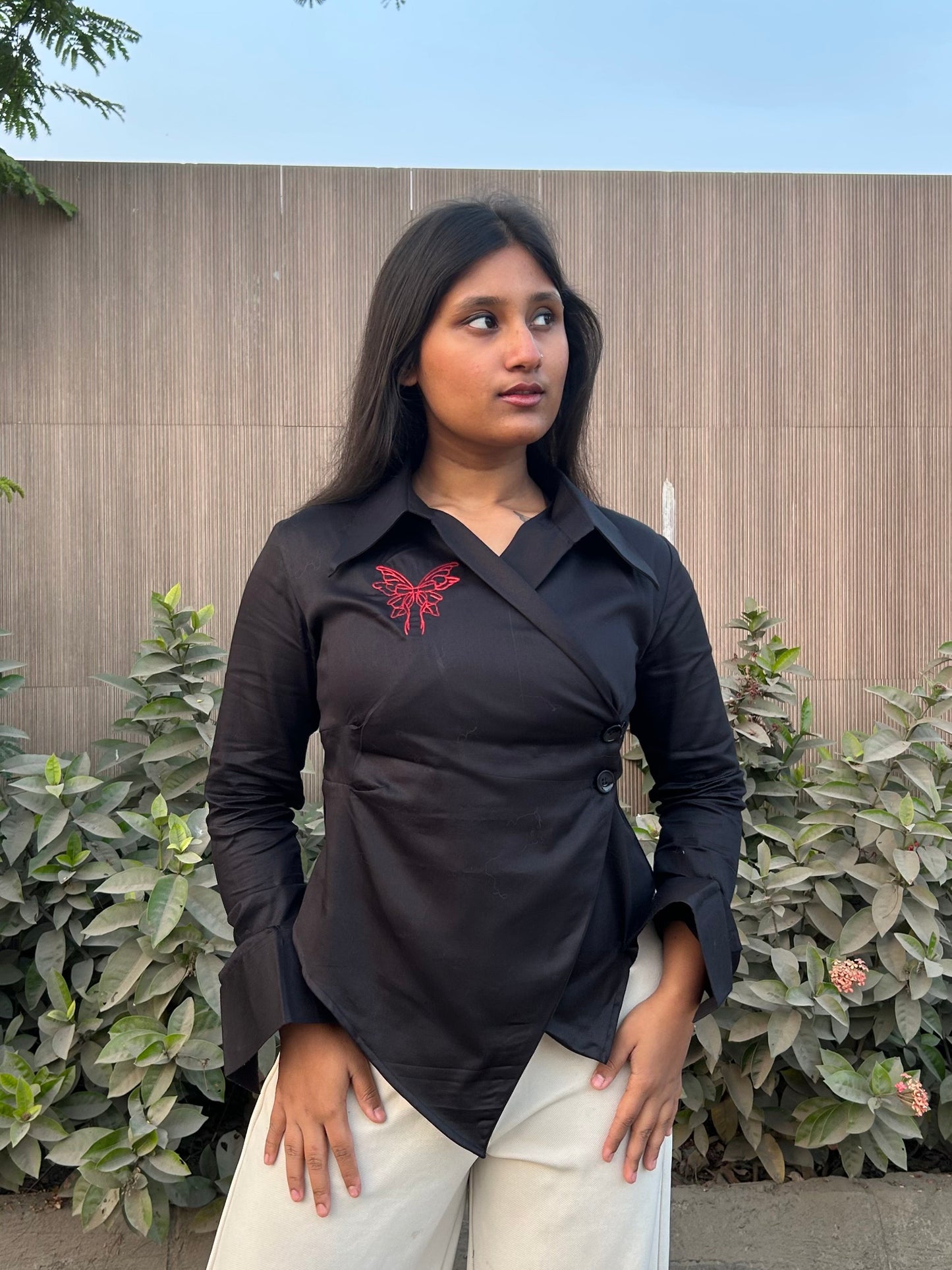 Hae-rin Blazer Shirt In Black